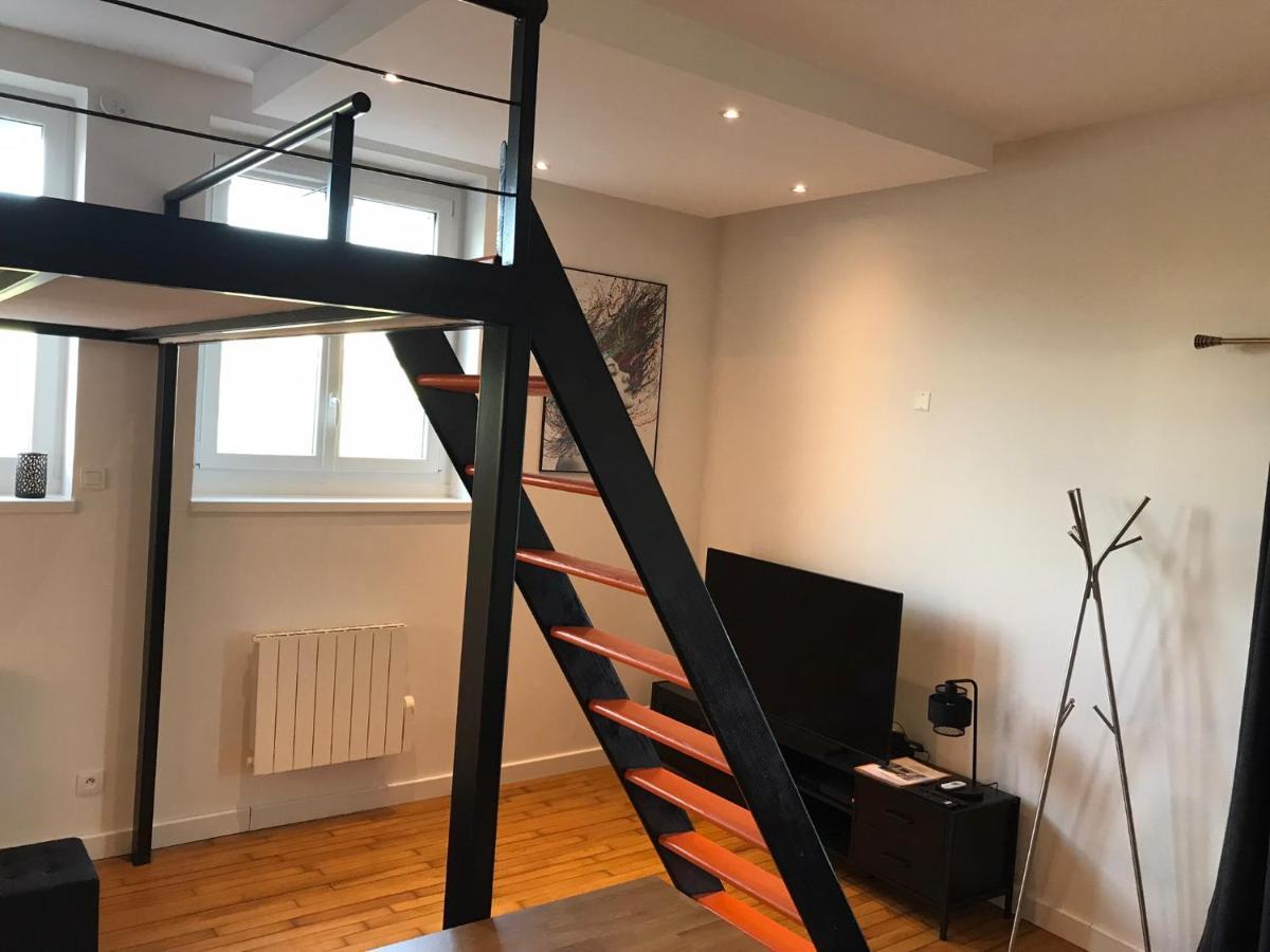 Studio - Mezzanine - Style Loft Industriel Brindas Екстериор снимка